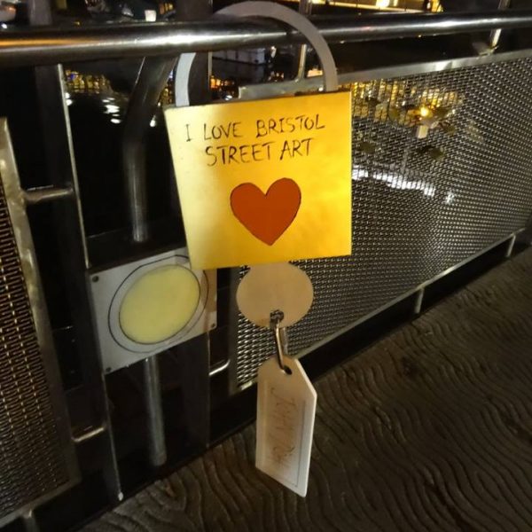 pero's bridge bristol inghilterra stree art locket