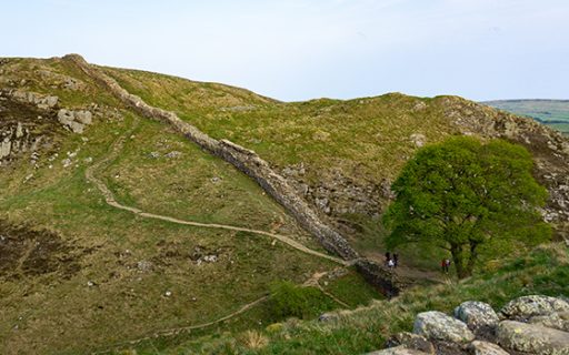 Un tuffo nella storia: passeggiare lungo il Vallo di Adriano