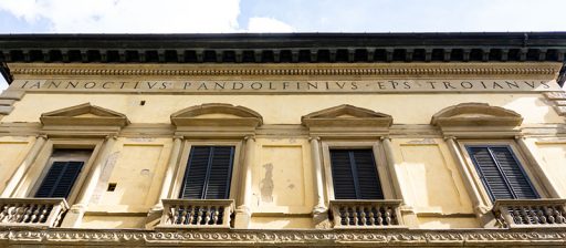 Alla scoperta di Palazzo Pandolfini con Guido Tour Sharing