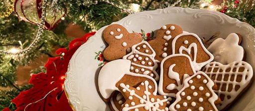 Dolci di Natale cechi, biscotti al pan pepato decorati