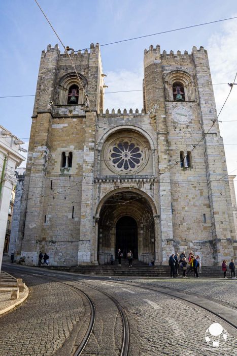 cosa-vedere-a-lisbona-alfama-se-cattedrale-berightbackit