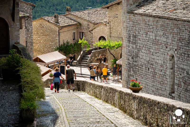 borghi-piu-belli-umbria-vallo-di-nera-berightbackit