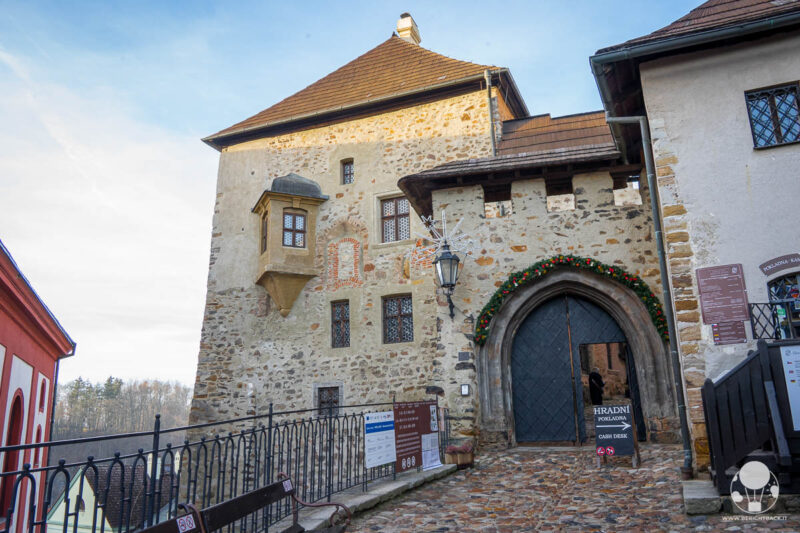 castello-loket-repubblica-ceca-ingresso-berightback