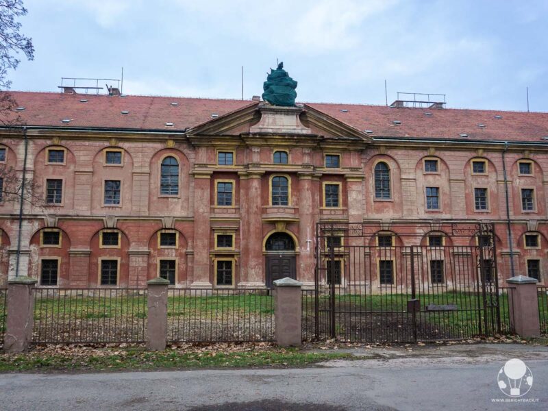 karlin-praga-invalidovna-ospedale-berightback