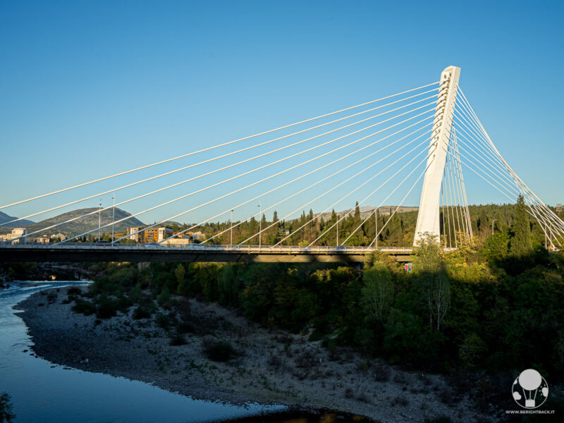 podgorica-montenegro-cosa-vedere-millennium-bridge-berightback podgorica-montenegro-cosa-vedere-millennium-bridge-berightback