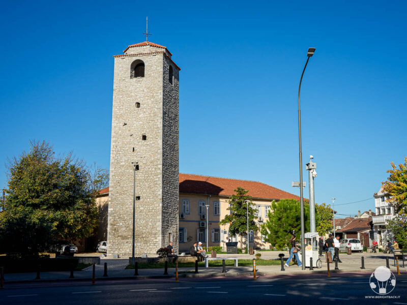 podgorica-montenegro-cosa-vedere-sahat-kula-torre-orologio-berightback podgorica-montenegro-cosa-vedere-sahat-kula-torre-orologio-berightback