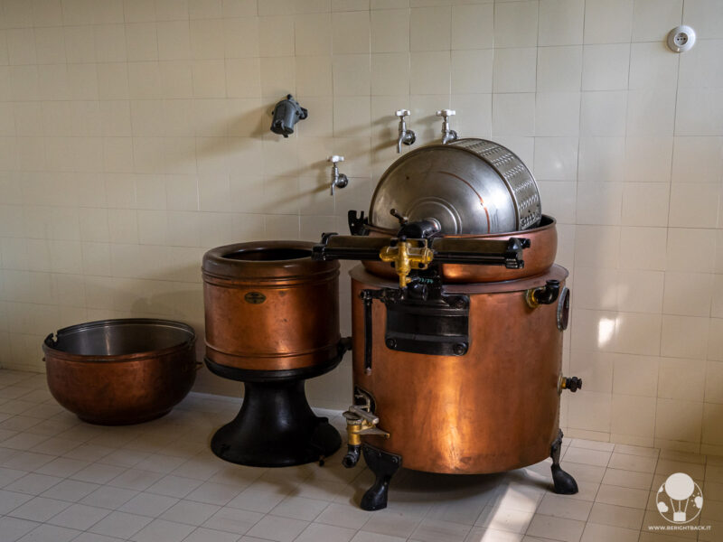 villa-tugendhat-brno-lavatrice-berightback villa-tugendhat-brno-lavatrice-berightback