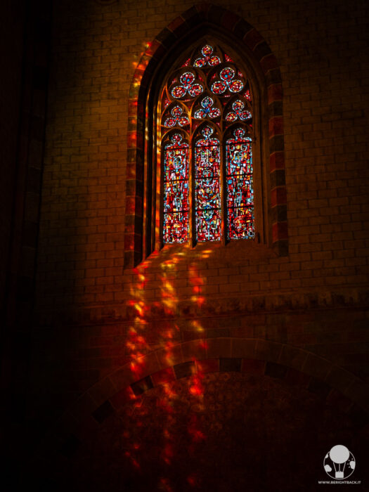 cosa-vedere-a-tolosa-convento-giacobini-giochi-luci-berightback